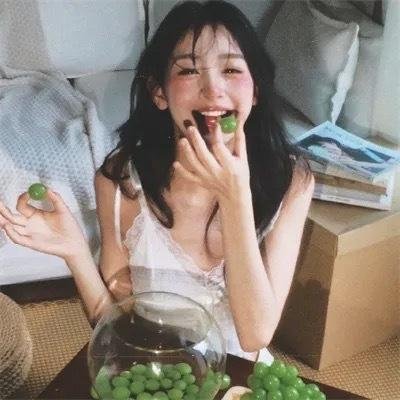 猫样少女海报